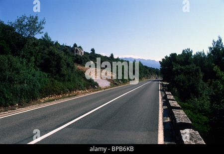 Autostrada Adriatica, Jadranska magistrala, tra Maslenica e Posedarje, Croazia Foto Stock