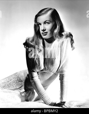 VERONICA LAKE QUESTA PISTOLA PER NOLEGGIO (1942) Foto Stock