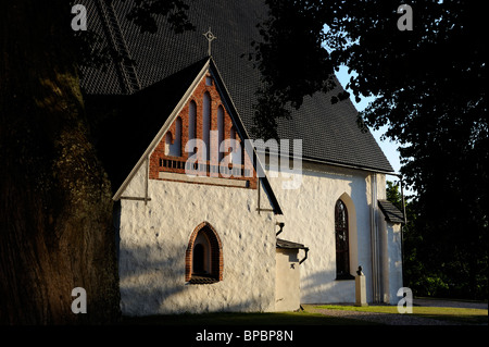 Una bella vista della Cattedrale di Porvoo. La chiesa attuale fu costruita nel 1450's. La Cattedrale è stata distrutta e ricostruita ... Foto Stock