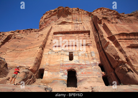 La tomba di seta di tombe reali Petra, Giordania Foto Stock