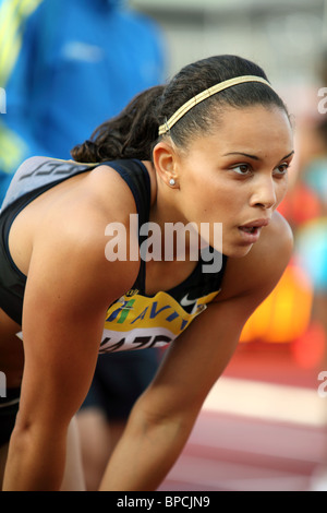 Louise HAZEL Donne 100m Ostacoli Calore B gara di Aviva London Grand Prix, il Crystal Palace di Londra. Agosto 2010 Foto Stock