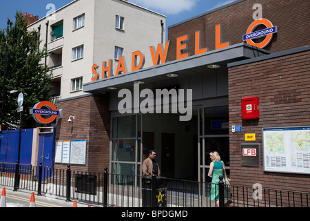 New London Overground la linea ferroviaria nella zona est di Londra. Questa è la sostituzione del vecchio East London Underground line. Foto Stock