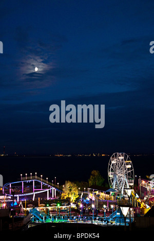 Luna su Adventure Island un parco di divertimenti di Southend-on-Sea Foto Stock