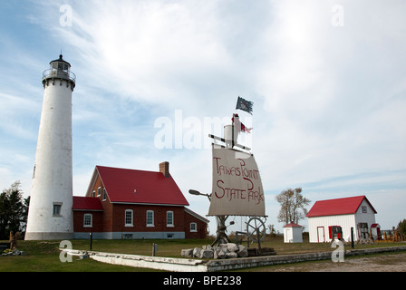 Tawas Point Lighthouse Tawas stato parco Michigan STATI UNITI Foto Stock