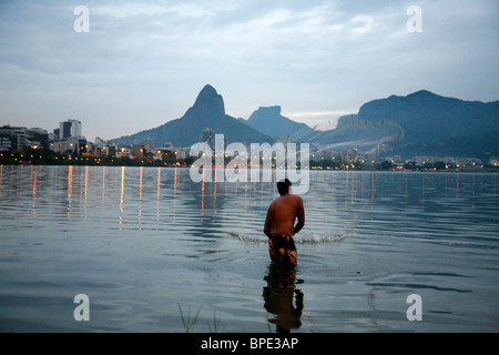 La Lagoa Rodrigo de Freitas, Rio de Janeiro, Brasile. Foto Stock