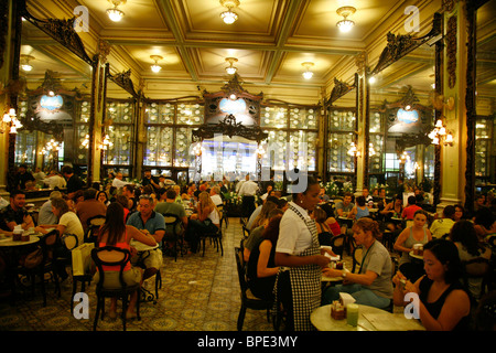 Confeitaria Colombo nel centro downtown area, Rio de Janeiro, Brasile. Foto Stock