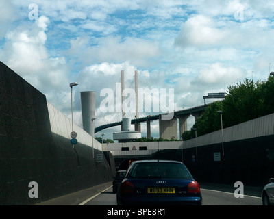 Dartford Kent England vetture al tunnel di Dartford Foto Stock