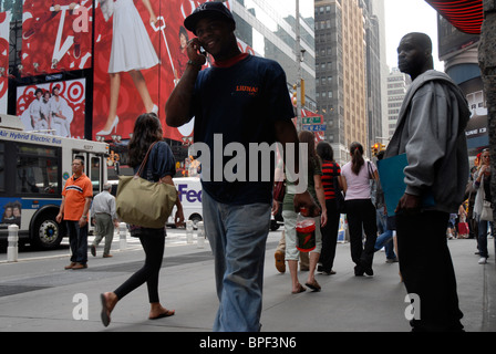 Occupato multiculturale di New York City West side Foto Stock
