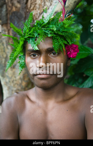 Vanuatu, dell'Isola di Tanna, Fetukai. La magia nera e la Kava Tour di prova, gli abitanti di un villaggio di nativi abito. Signor Foto Stock