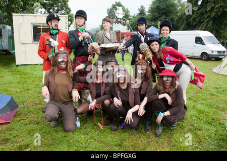 Artisti prestazioni caccia al Green Man festival 2010, Glanusk Park, Brecon Beacons, Galles. Foto Stock