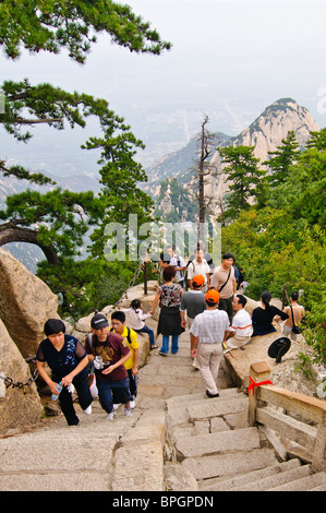 Vista sul monte santo Hua Shan, provincia di Shaanxi, Cina Foto Stock