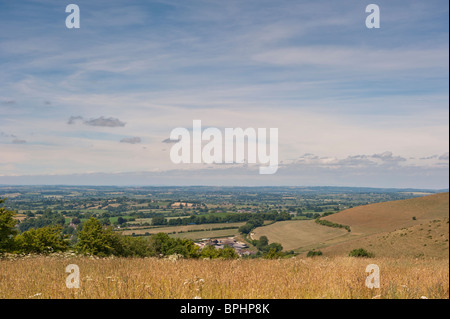 Vista da Spread Eagle collina che affaccia Compton Abbas in Dorset, Inghilterra. Foto Stock