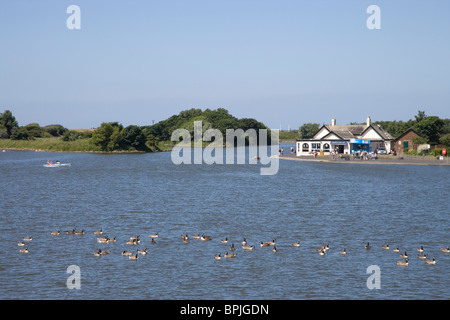 Fairhaven lago sulla costa di lancashire Foto Stock