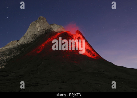5 luglio 2004 - Ol Doinyo Lengai eruzione, Rift Valley, Tanzania. Foto Stock