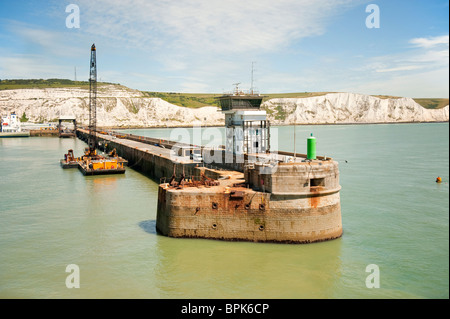 Porto di Dover Regno Unito. Il governo del Regno Unito sta valutando la possibilità di privatizzare il principale porto di mare per Inghilterra dopo 400 anni di proprietà pubblica Foto Stock