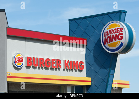 Un Burger King ristorante è visto in Levis, appena a sud della città di Québec il 27 agosto 2010. La stampa canadese immagini/Francis Vachon Foto Stock