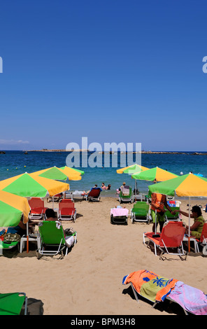 Nea Chora beach, città di Chania, Creta, Grecia Foto Stock
