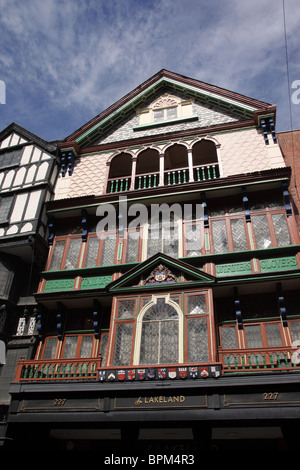 Edifici Tudor in Exeter High Street. Devon, Inghilterra, Regno Unito Foto Stock