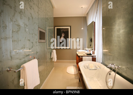 Immagine mostra la Infinity Suite, Langham London, England. Foto:Jeff Gilbert Foto Stock