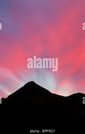 Tramonto sul Teklanika River Valley, Parco Nazionale di Denali, Alaska. Foto Stock