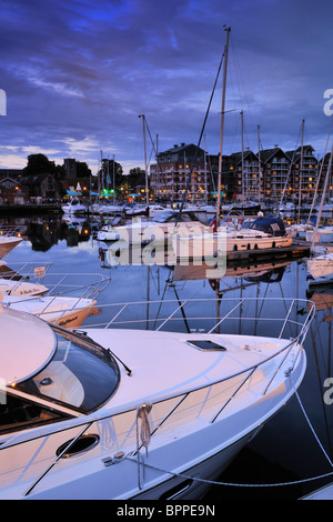 Ipswich Marina al tramonto Foto Stock