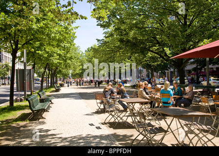 Berlin;Germania;l'Europa;'Unter den Linden' nel centro del centro di Berlino Foto Stock