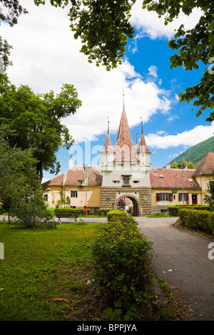 Ecaterina's Gate, uno degli ingressi in Brasov fortezza sulla luglio 30, 2010, in Brasov, Romania. Foto Stock