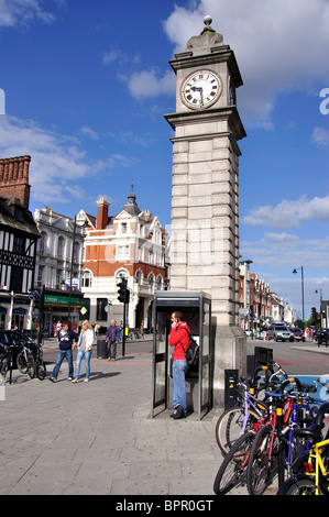 Clapham High Street, Clapham, London Borough di Lambeth, Greater London, England, Regno Unito Foto Stock