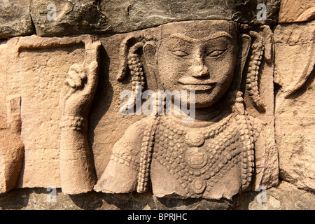 Deep rilievi, lebbroso re terrazza, Angkor, Siem Reap, Cambogia Foto Stock