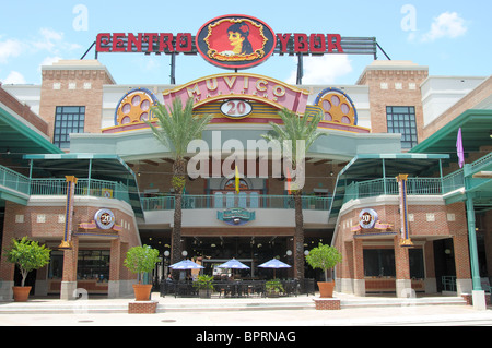 Ybor City, noto come Tampa il Quartiere Latino per oltre cento anni ormai una pietra miliare storica nazionale distretto, Tampa, Florida, Stati Uniti d'America Foto Stock