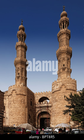 Bab Zuweila, southern town gate, il Cairo, Egitto, Arabia e Africa Foto Stock