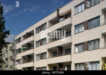 Grosssiedlung Ringsiedlung Siemensstadt, casa dall'architetto Walter Gropius, Sito del Patrimonio Mondiale, Berlino, Germania. Foto Stock