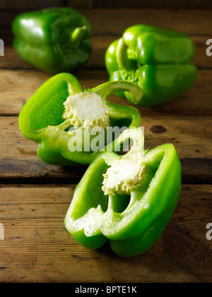 Peperoni Verdi foto, foto e immagini Foto Stock