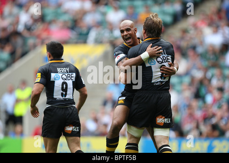 Il secondo match della doppia testata da Twickenham London Wasps v arlecchini. Foto Stock