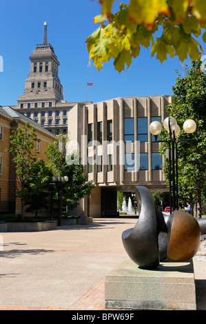 Cortile tra york county court house e osgoode hall toronto Foto Stock