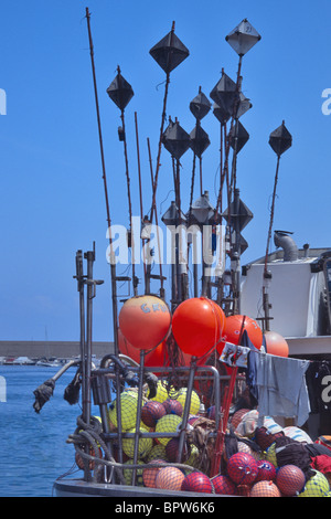 Trawler nel porto di Javea, Costa Blanca, Spagna Foto Stock