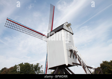 Bonne Chiere mulino a vento a Bruges (Brugge) Belgio Foto Stock