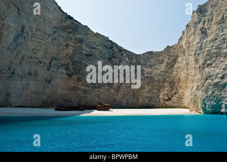 Navagio Beach o naufragio Bay sull'isola di Zante Foto Stock
