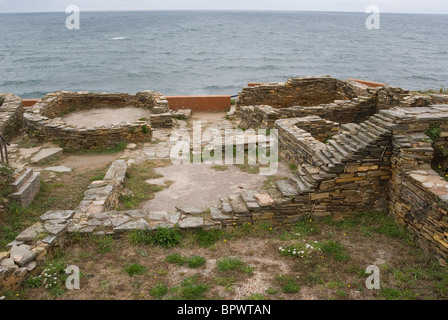 Le rovine di un antico Celtic insediamento fortificato. Fazouro, Galizia, Spagna. Foto Stock