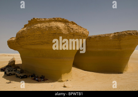 Il paesaggio sahariana del deserto libico vicino all'Oasi di Siwa in Egitto Foto Stock