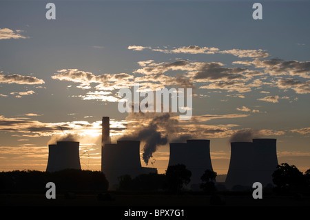 Sunrise over Ratcliffe su Soar Coal Fired power station Foto Stock