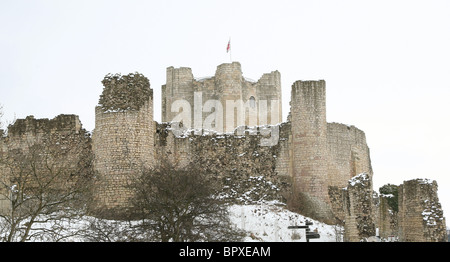 Conisbrough Castle sulla Collina del Castello Conisbrough vicino a Doncaster nello Yorkshire meridionale Inghilterra GB UK 2010 Foto Stock