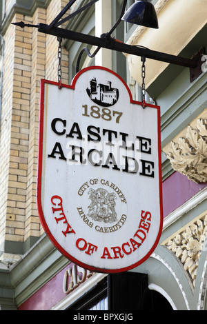 Entrata al Castello di Arcade High Street Cardiff Wales UK Foto Stock