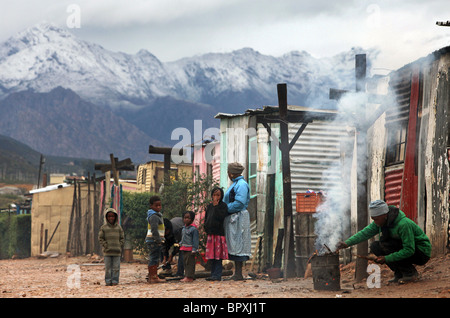 Sud Africa: Township nella regione del vino della provincia del Capo occidentale vicino a De Doorns, Valle esagonale Foto Stock