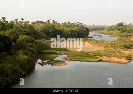 Il fiume Gambia, il Parc National de Niokolo-Koba, Senegal Foto Stock