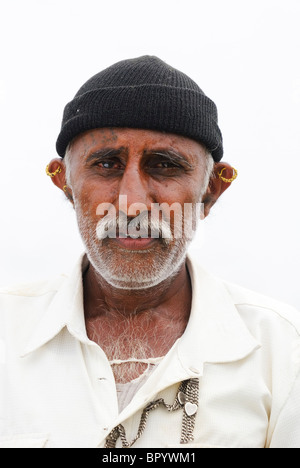 Il vecchio uomo con calotta di lana Foto Stock