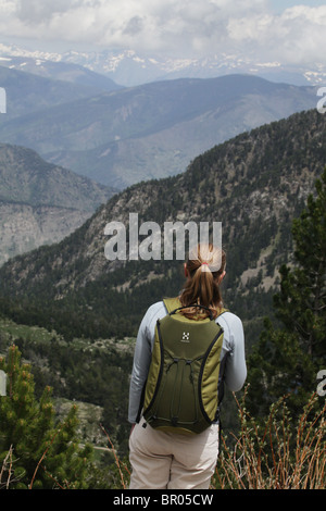 Cuore di Sant Maurici Parco Nazionale da discesa a Espot da Estany Negre Refugi JM Blanc nei Pirenei Spagna Foto Stock