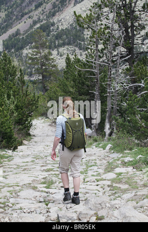 Cuore di Sant Maurici Parco Nazionale da discesa a Espot da Estany Negre Refugi JM Blanc nei Pirenei Spagna Foto Stock