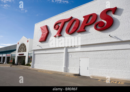 Un Tops fruttivendolo ubicazione. Foto Stock