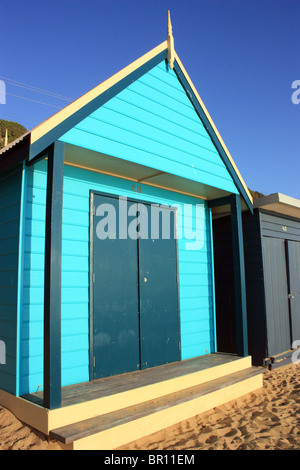 Legname di colorate case sulla spiaggia della penisola di Mornington VICTORIA AUSTRALIA BDA Foto Stock